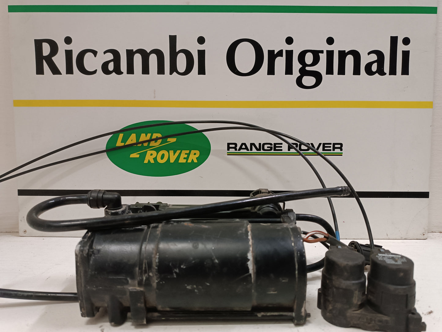 Compressore Sospensioni Pneumatiche Land Rover Discovery 2 Cod. RQG100041