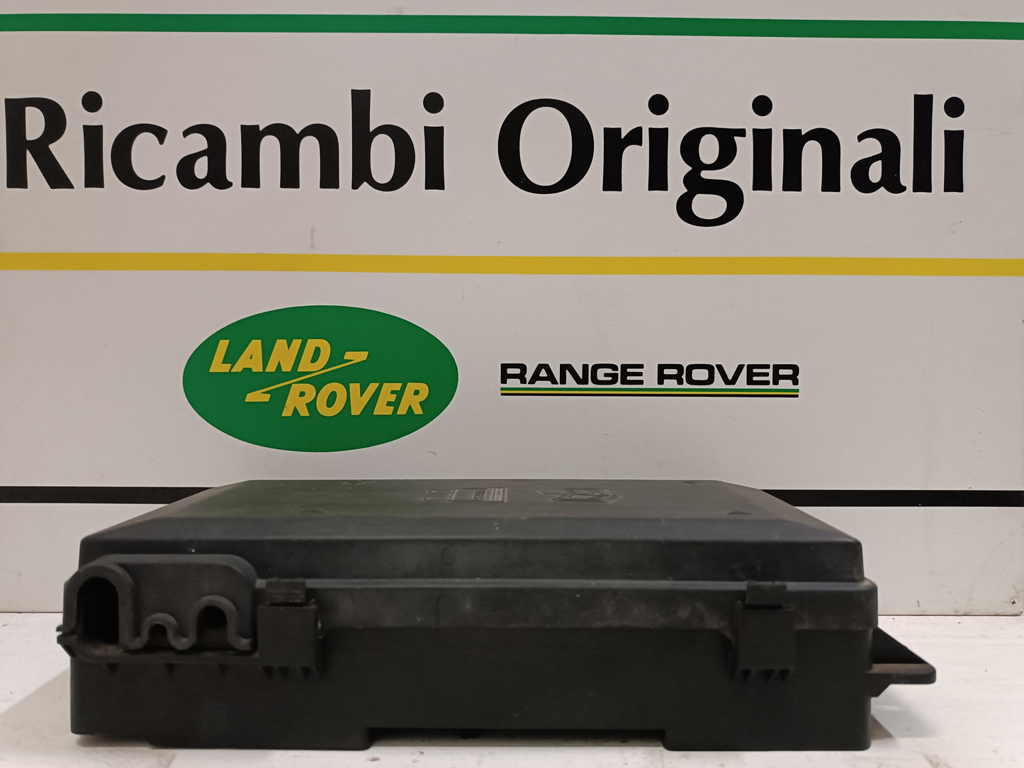 Scatola Fusibili Motore Land Rover Discovery 2 Cod. YQE103800