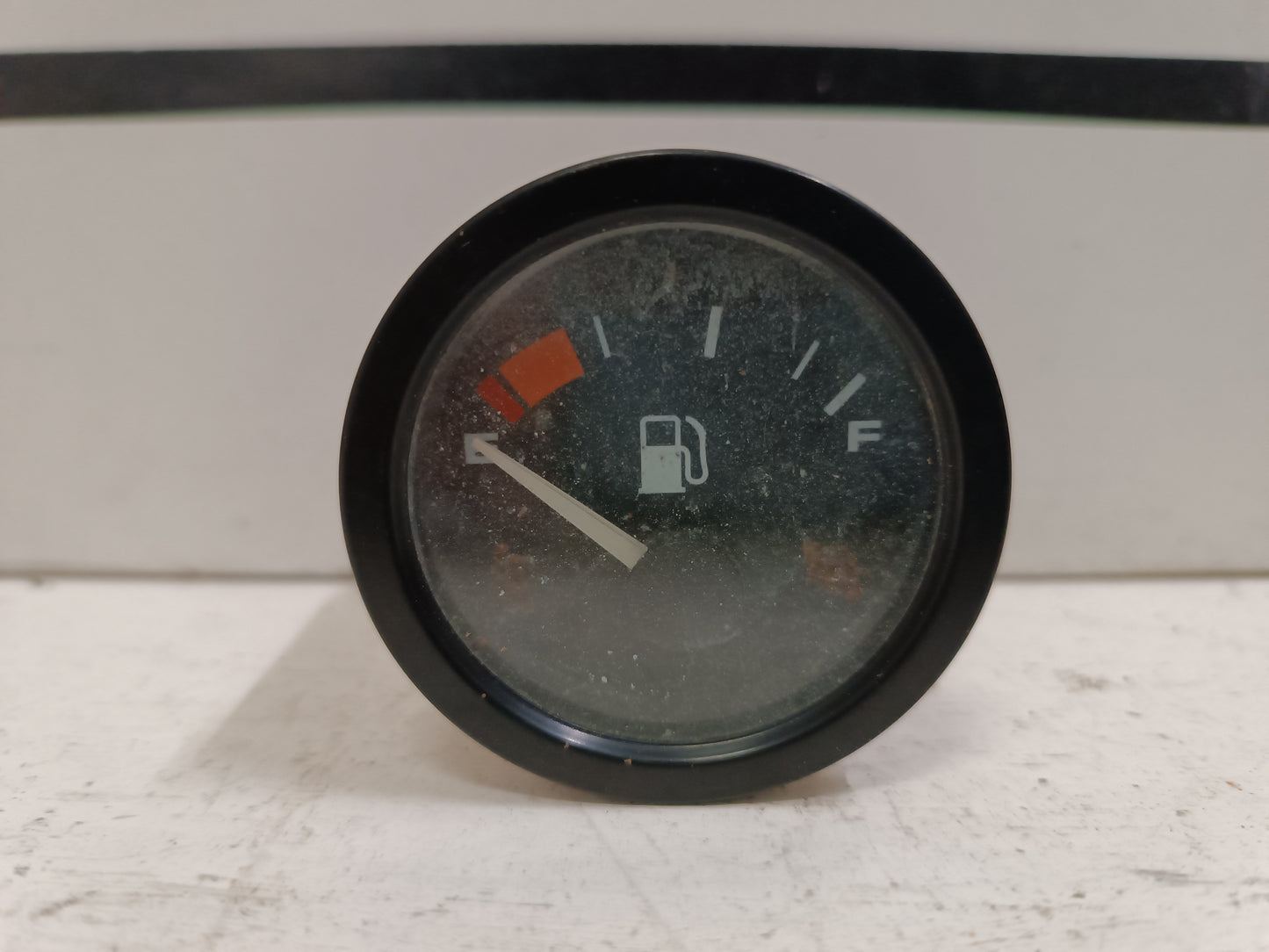 Strumento Livello Carburante Land Rover Defender Td5 Cod.YAD100910