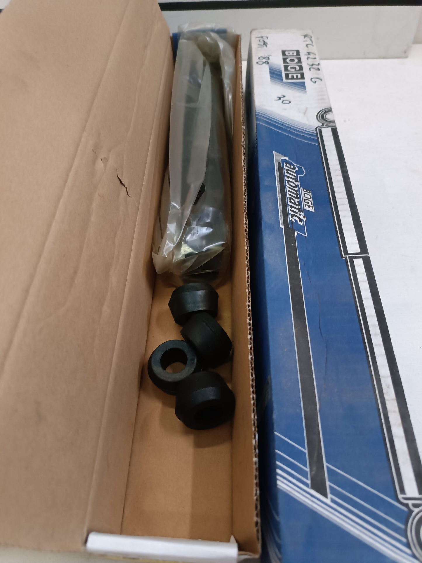 Kit Ammortizzatori Land Rover Series Cod. RTC4232G - RTC4230G