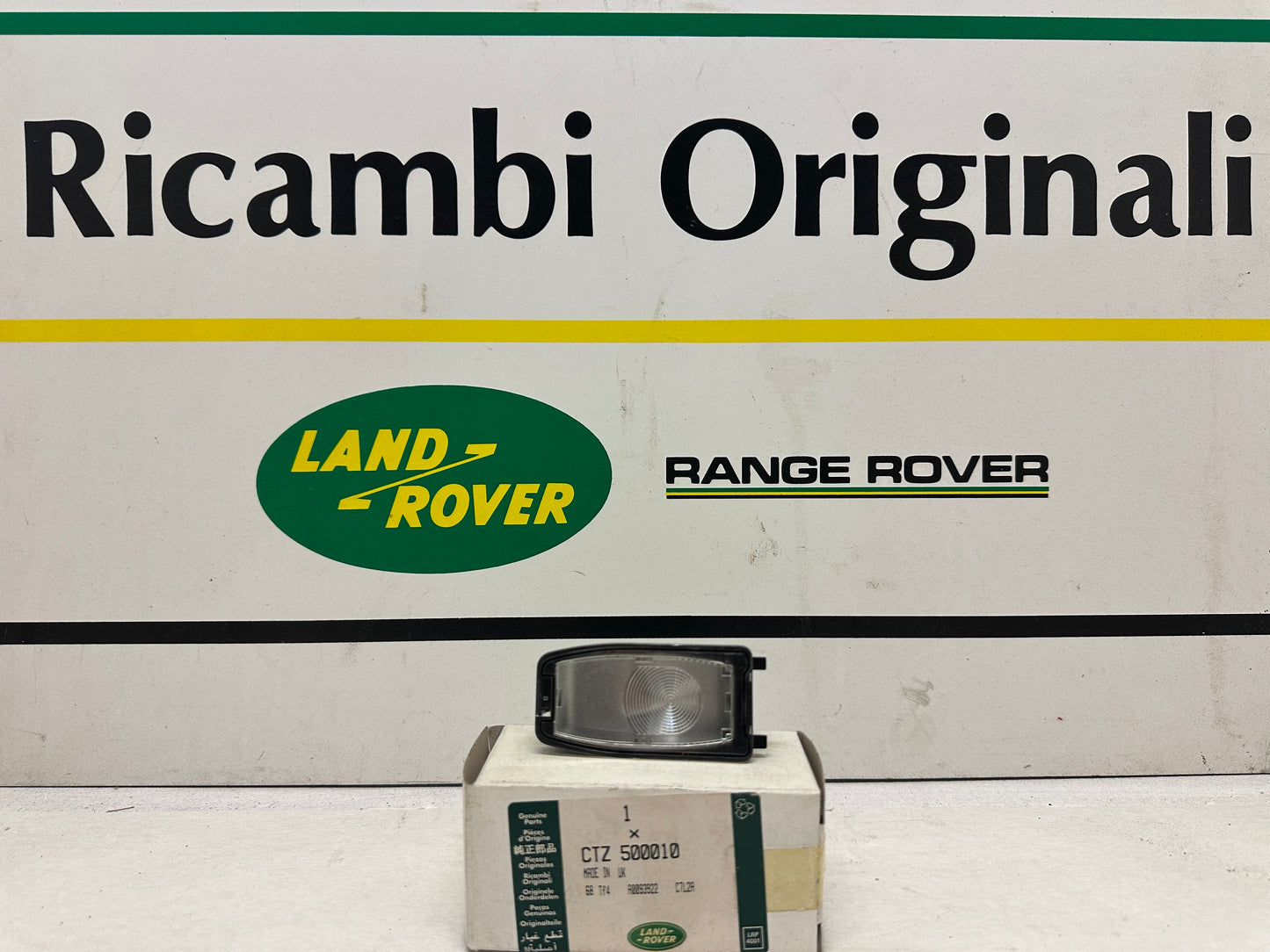 Luce Cortesia Specchietto Land Rover Discovery 3/4 & Range Rover Sport Cod.CTZ500010